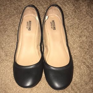 Black ballet flats size 6.5 mossimo (target)